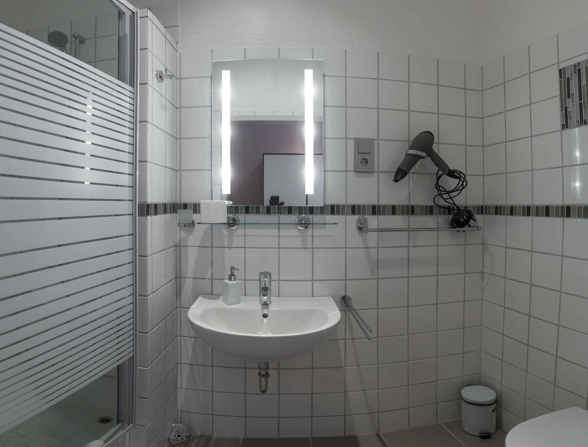 Pension Donau Grill Hanovre Extérieur photo